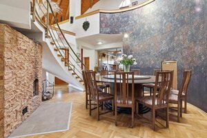 SÚKROMNÝ REZORT 40 MIN OD BRATISLAVY | 550 m² DOM + 5 100 m² POZEMOK + BAZÉN + WELLNESS — foto 21