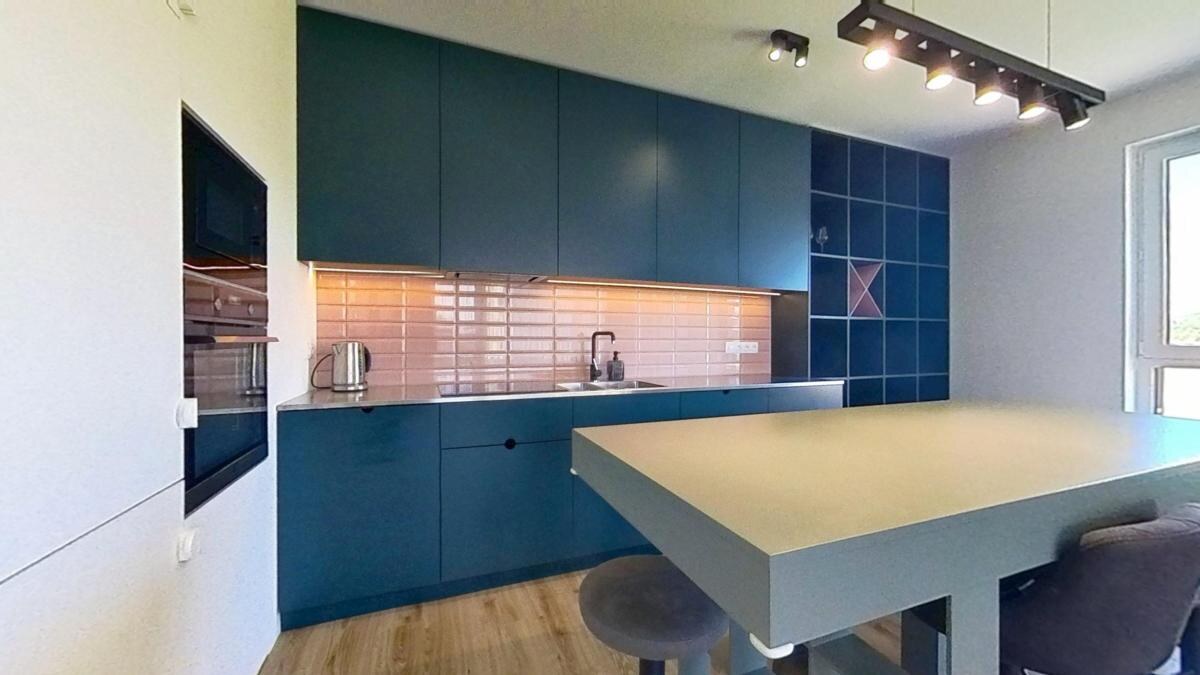 Prenájom moderného 3-izbového bytu s balkónom v projekte Bory — foto 9