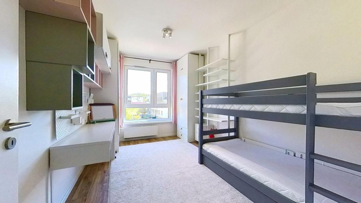 Prenájom moderného 3-izbového bytu s balkónom v projekte Bory — foto 24