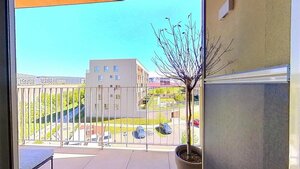 Prenájom moderného 3-izbového bytu s balkónom v projekte Bory — foto 3