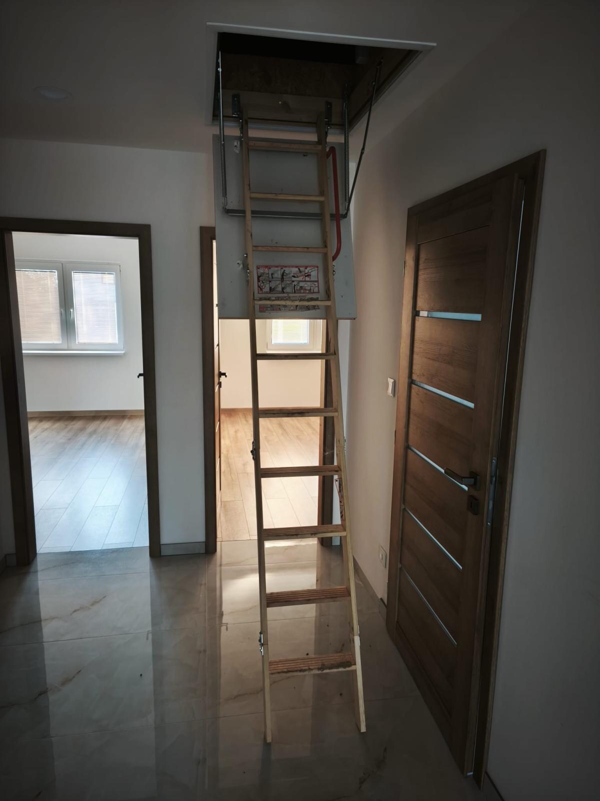 Ponúkame na predaj moderný, samostatne stojaci 3-izbový bungalov-NOVOSTAVBA — foto 4