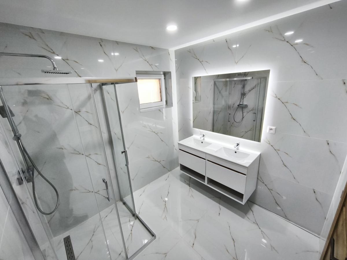 Ponúkame na predaj moderný, samostatne stojaci 3-izbový bungalov-NOVOSTAVBA — foto 5