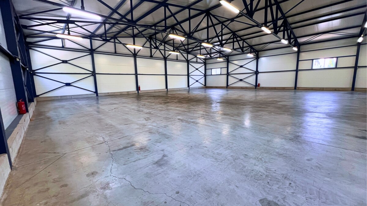 Predaj skladovo-výrobného areálu v Šamoríne — foto 12