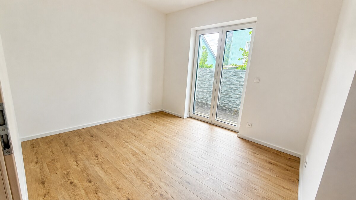 Moderný 5-izbový rodinný dom Orechová Potôň — foto 31