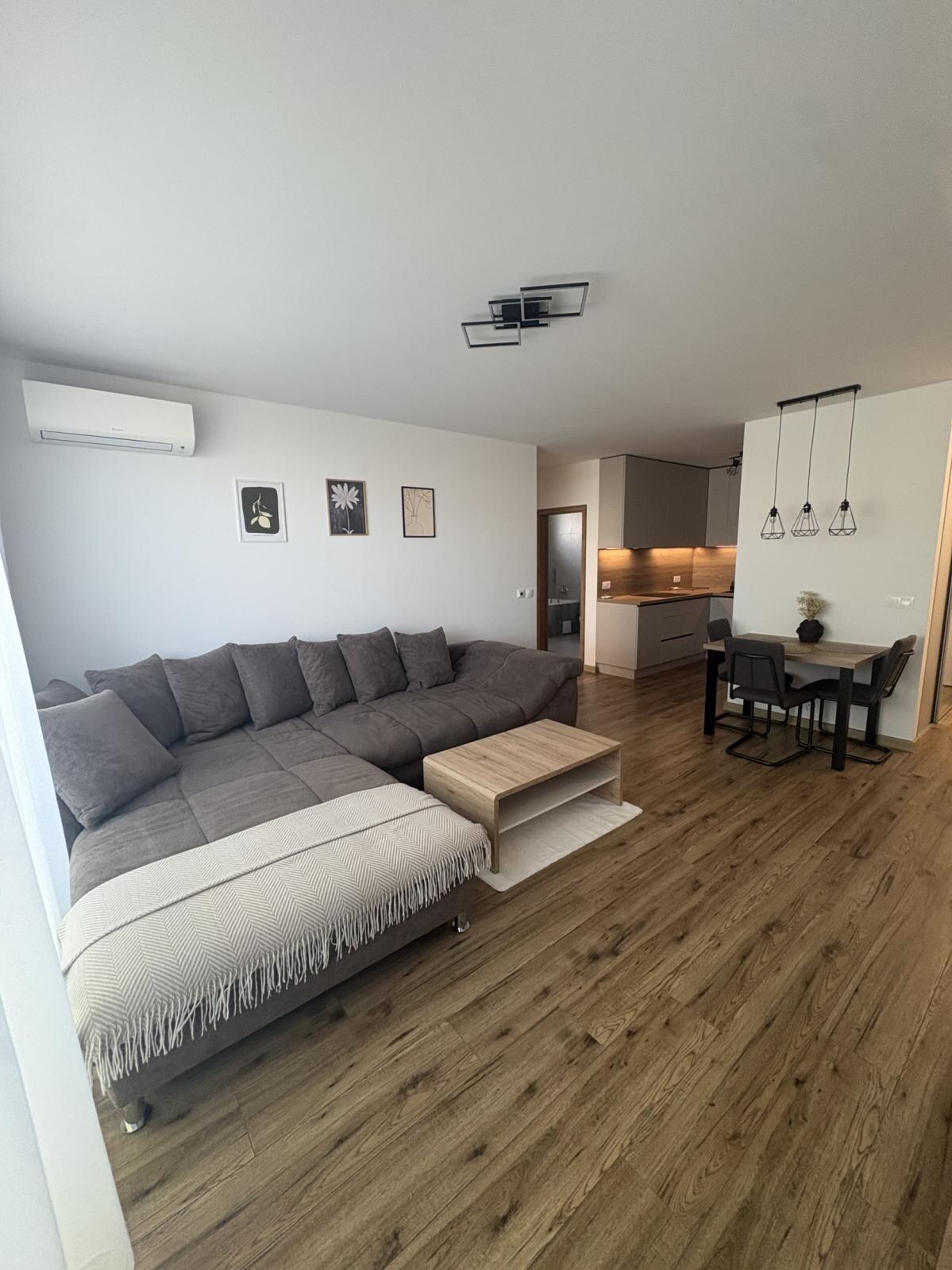Prenájom výnimočného, nadštandardne zariadeného 2-izbový bytu vo výbornej lokalite v Rovinke — foto 6