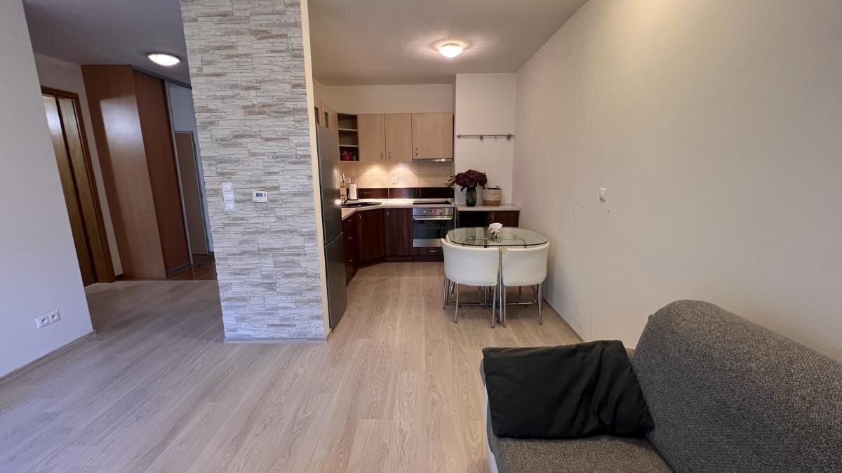 Na prenájom 2i byt s balkónom a parkovaním v novostavbe z r. 2015, Koliba — foto 13
