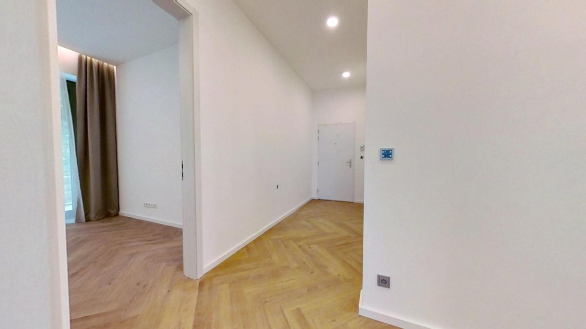Nadštandardný klimatizovaný 5i byt 160 m2 + záhrada 100 m2, Holubyho ul. — foto 27