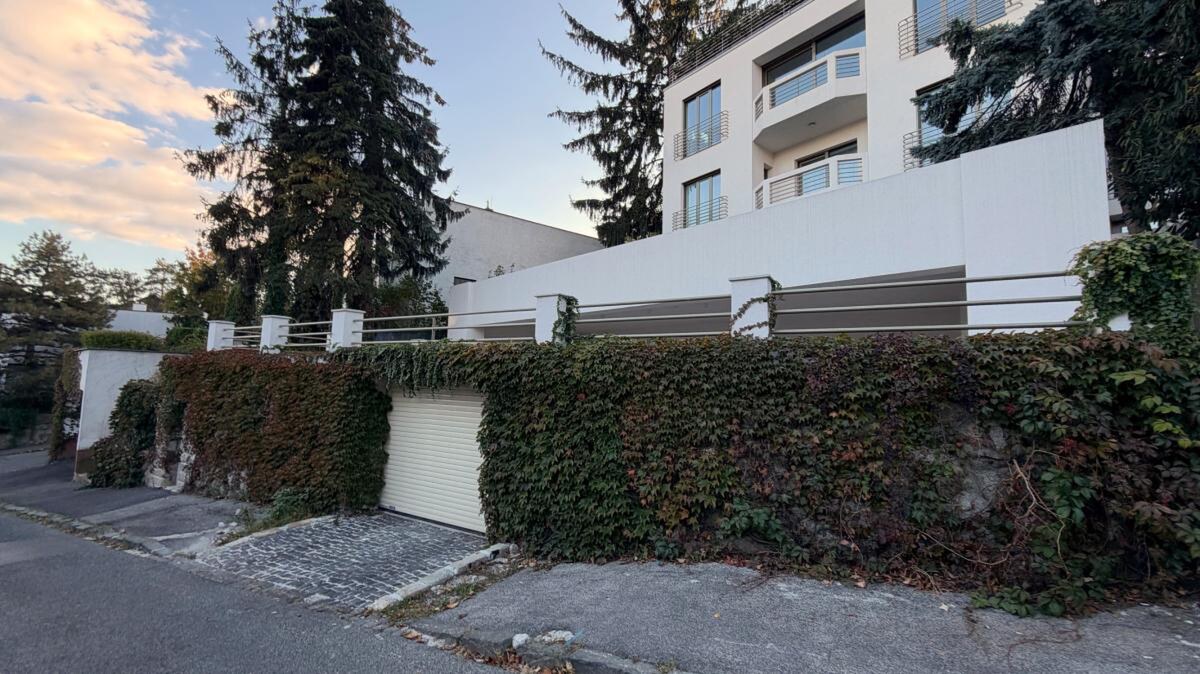 Nadštandardný klimatizovaný 5i byt 160 m2 + záhrada 100 m2, Holubyho ul. — foto 40
