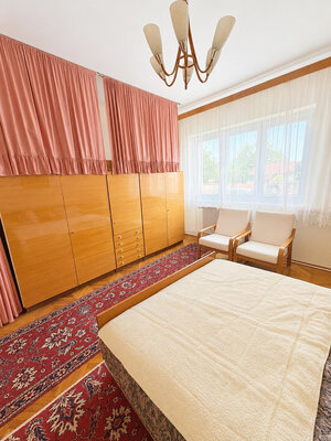 Starší rodinný dom po čiastočnej rekonštrukcii, pozemok 1346 m2 — foto 5