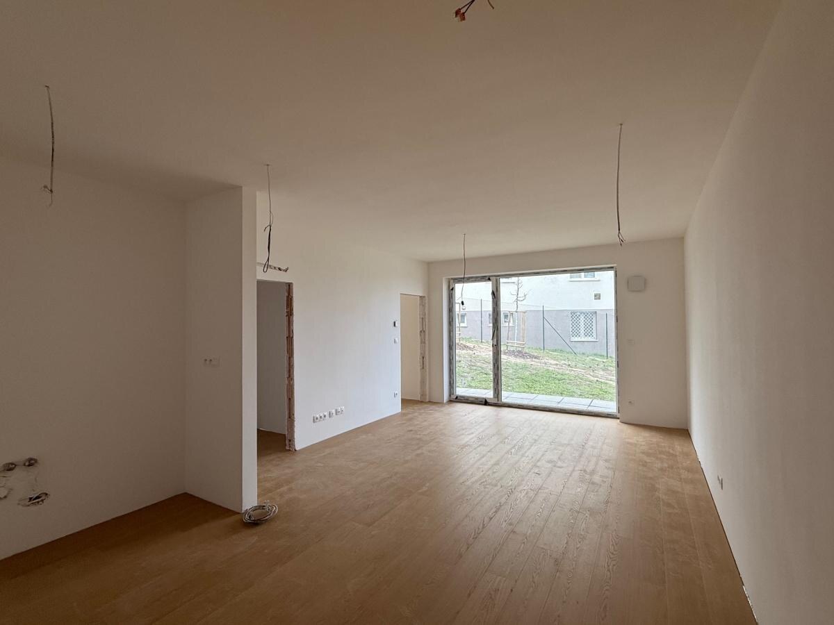 Skolaudované - 4 izb. byt s veľkou predzáhradkou - Winehills — foto 11