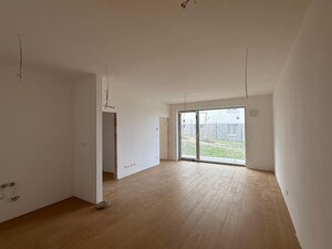 Skolaudované - 4 izb. byt s veľkou predzáhradkou - Winehills — foto 11