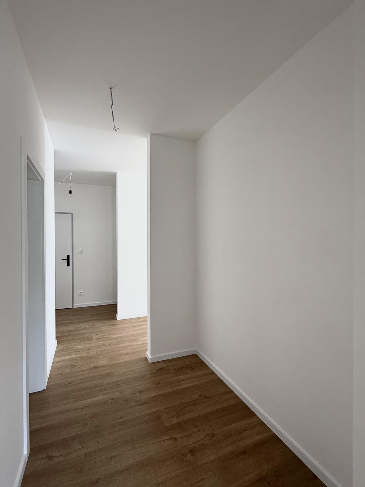 Slnečný 4 izb. byt s výhľadom na Bratislavský hrad a Slavín — foto 18