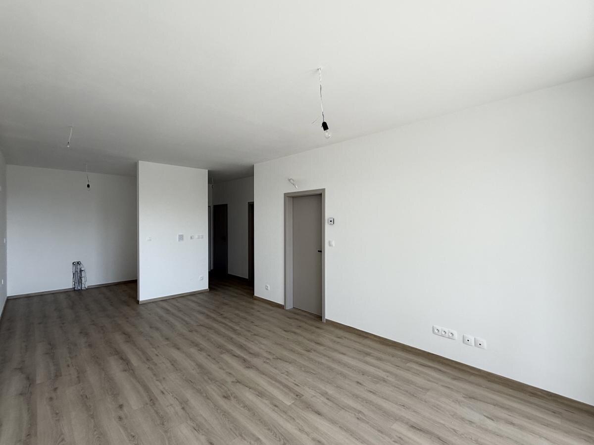 Winehills - 2 izb. byt s veľkým balkónom a krásnym výhľadom na Bratislavu — foto 4