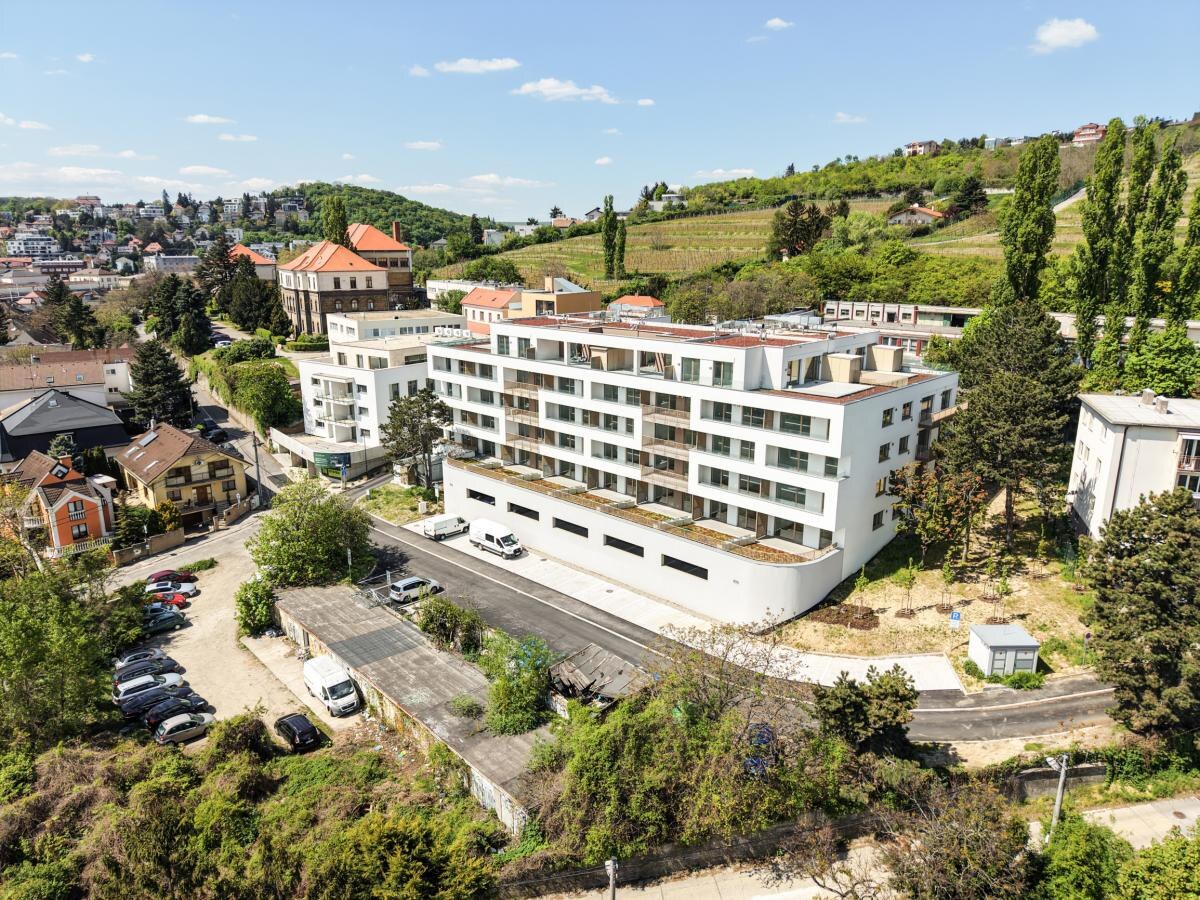 Winehills - 2 izb. byt s veľkým balkónom a krásnym výhľadom na Bratislavu — foto 18
