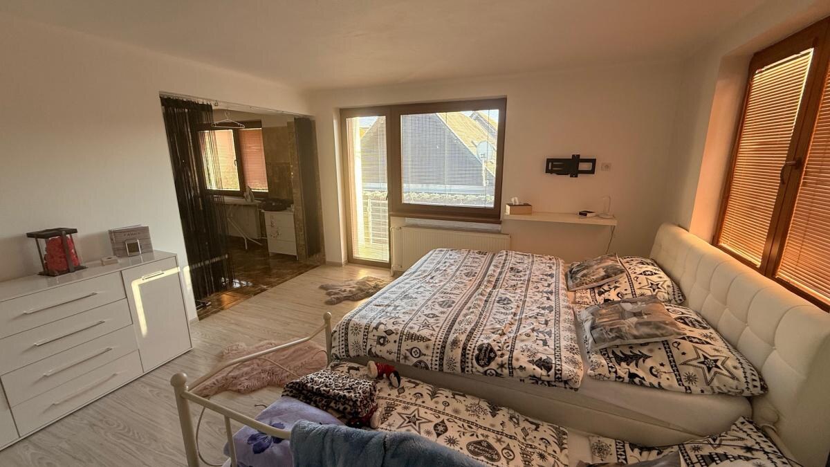 Samostatný 5i RD dvojpodlažný vo vyhľadávanej lokalite, Lisková — foto 32