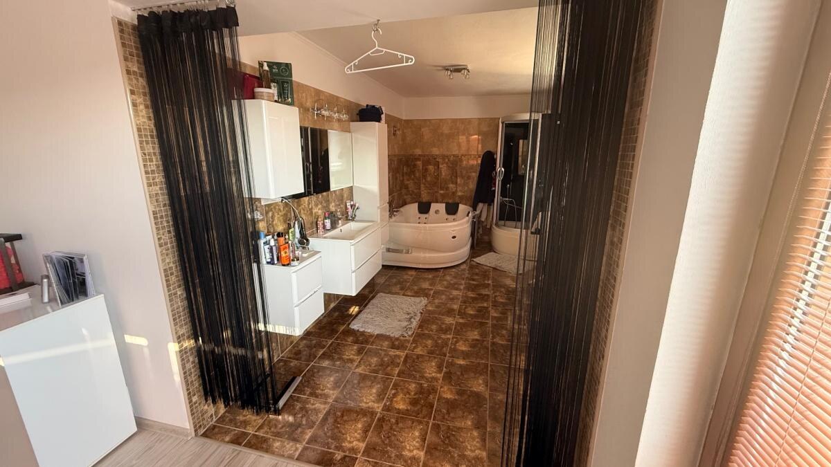 Samostatný 5i RD dvojpodlažný vo vyhľadávanej lokalite, Lisková — foto 33