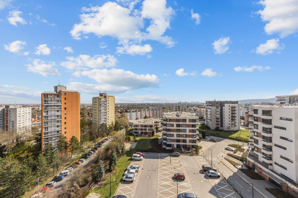 Klimatizovaný 2i byt s balkónom, novostavba 2019, parkovacie miesto — foto 2