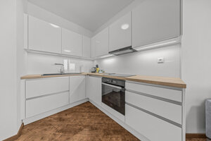 Klimatizovaný 2i byt s balkónom, novostavba 2019, parkovacie miesto — foto 9