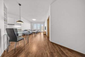 Klimatizovaný 2i byt s balkónom, novostavba 2019, parkovacie miesto — foto 10