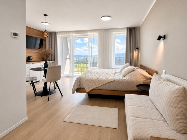 Kompletne zariadený nadštandardný 1-izbový apartmán – Gerlach Rezort