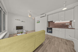 Klimatizovaný 2i byt s balkónom v novostavbe z r. 2020, Jarabinky — foto 1