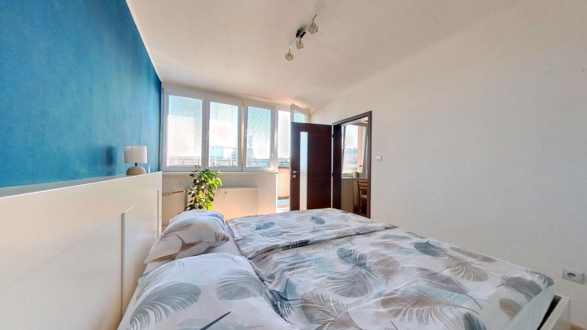 Na prenájom Klimatizovaný 2i byt s balkónom, Piešťanská ul. — foto 9