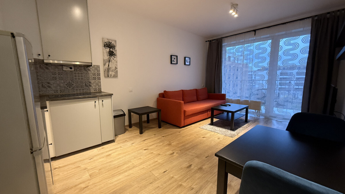 Zariadený 1i byt s balkónom, novostavba 2017 Slnečnice, parkovacie miesto — foto 2