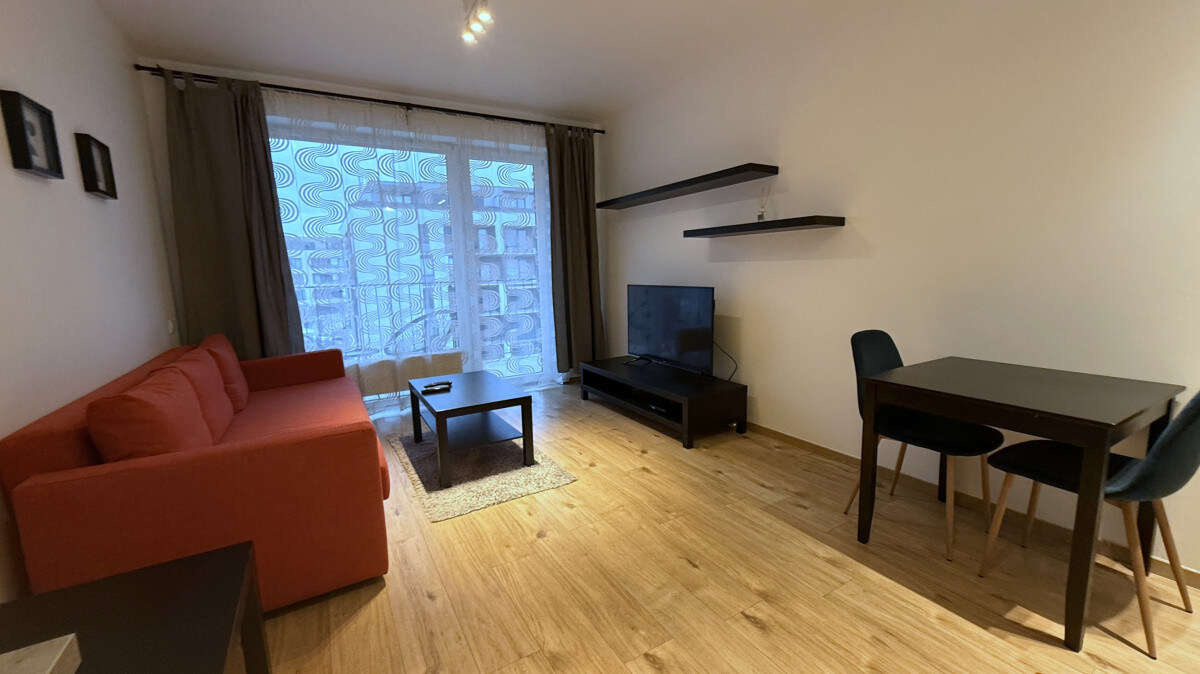 Zariadený 1i byt s balkónom, novostavba 2017 Slnečnice, parkovacie miesto — foto 7