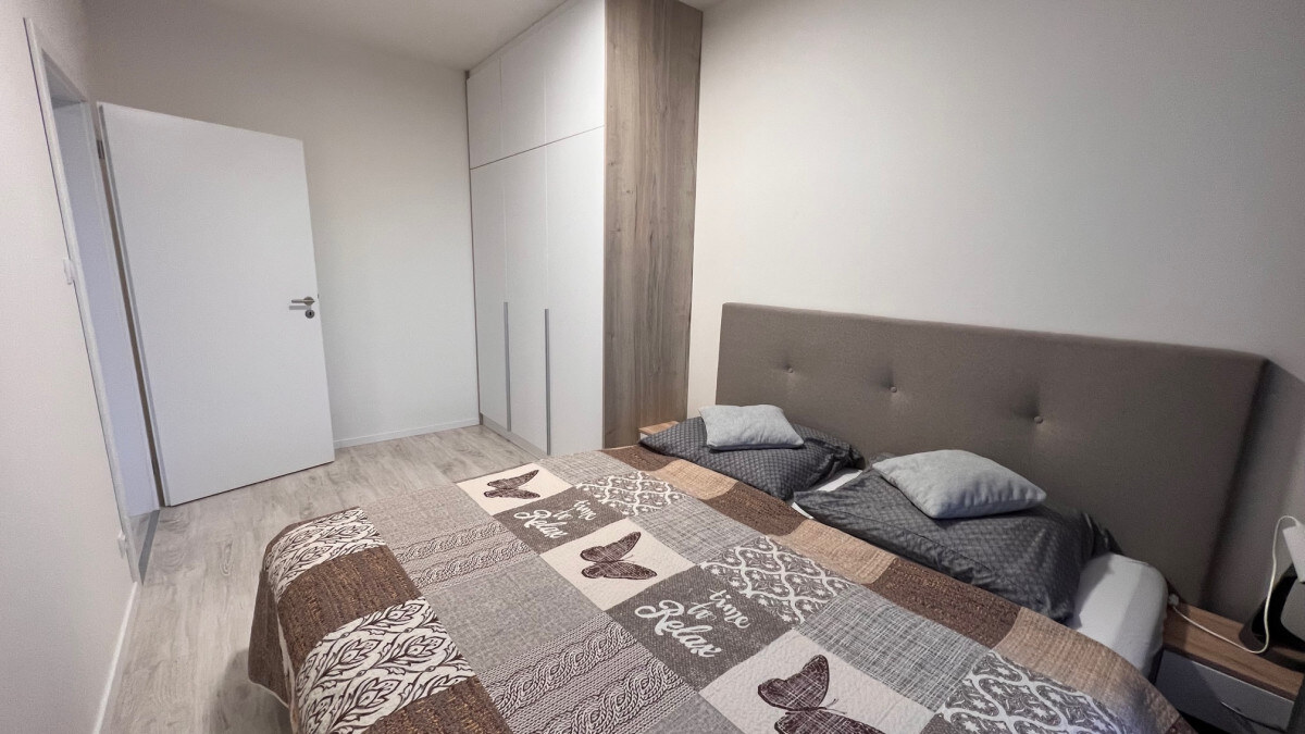 Klimatizovaný 2i byt s balkónom a s výhľadom na hrad, novostavba 2020 — foto 10