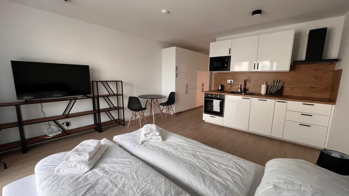 Na prenájom moderný 1i byt s balkónom, Rača - Eduarda Wenzla — foto 2