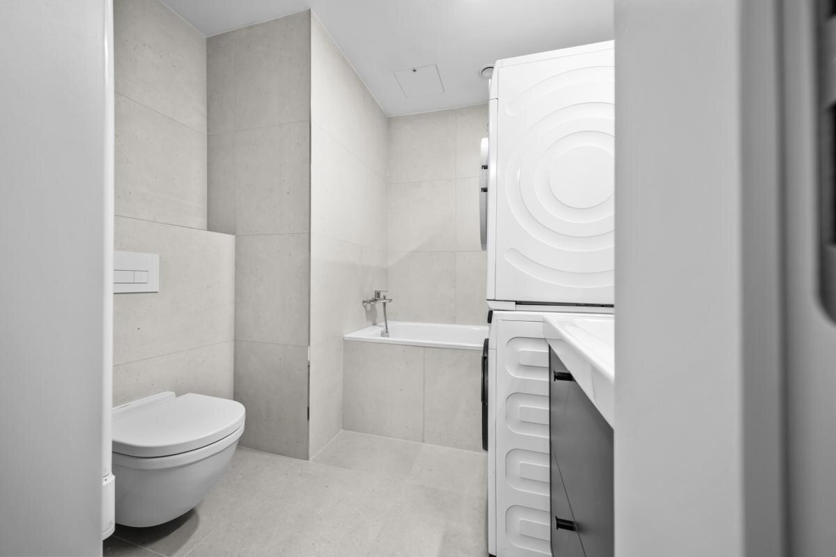 METROPOLIS- Klimatizovaný 1i byt s balkónom, parkovacie miesto — foto 15