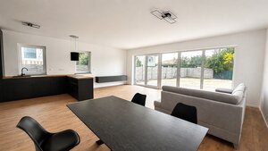Moderný 5-izbový rodinný dom so záhradou a terasou, Orechová Potôň — foto 8