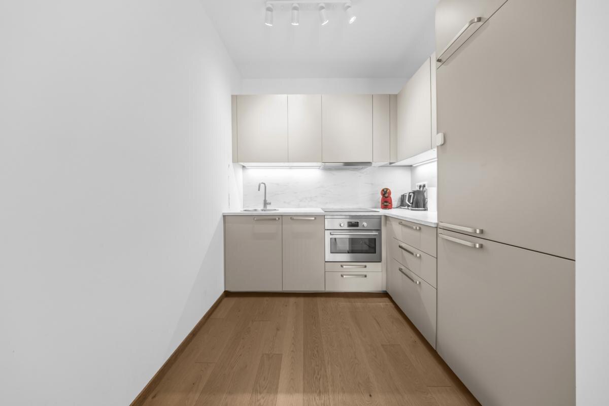 Klimatizovaný 2 izbový byt s terasou v Eurovea Tower, 1x parkovanie — foto 15