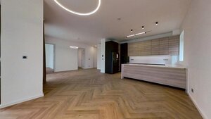 Nadštandardný klimatizovaný 5i byt 160 m2 + záhrada 100 m2, Holubyho ul. — foto 13