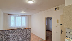 3 izbový byt po čiastočnej rekonštrukcii z r. 2004, Mier — foto 8