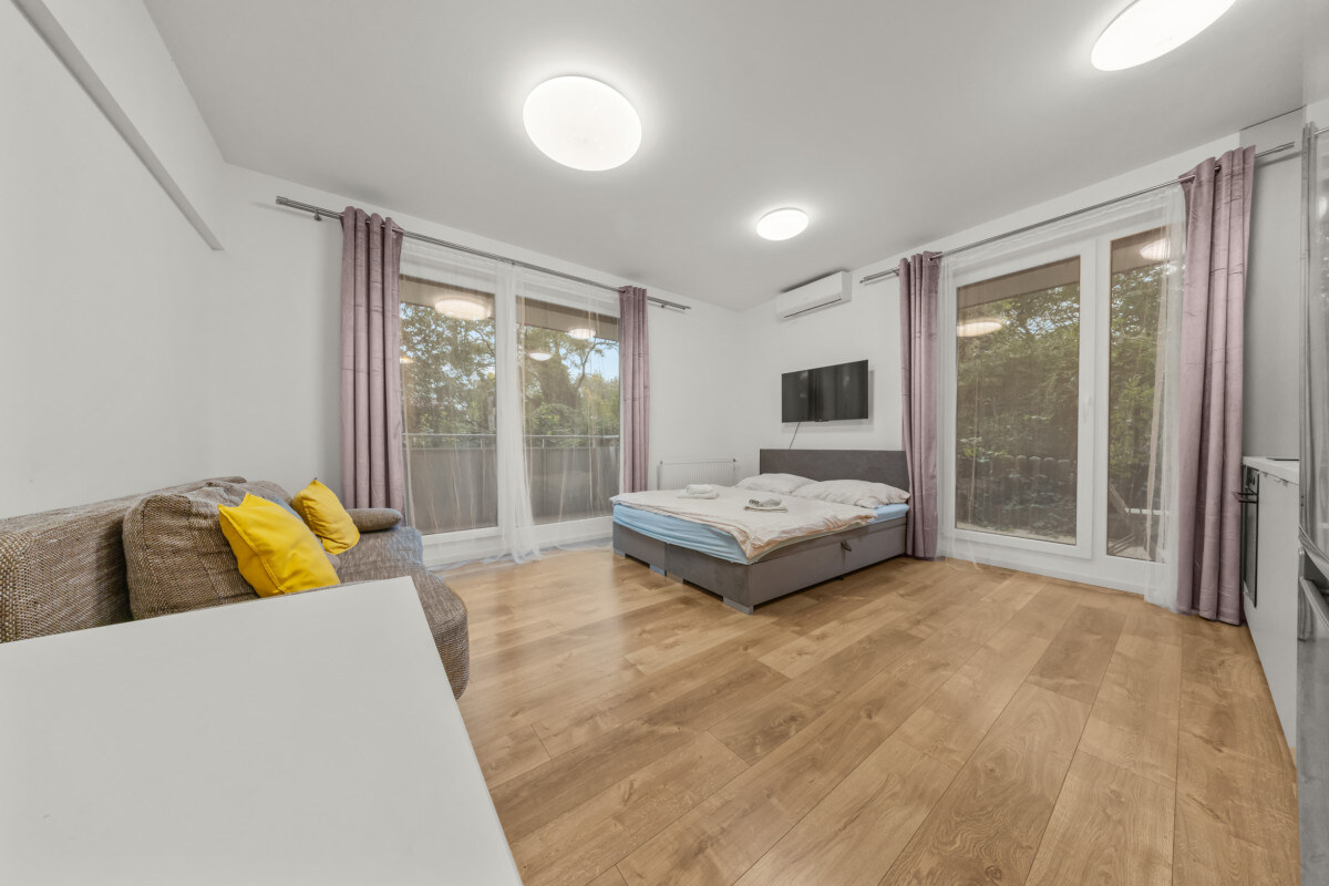 Klimatizovaný 1i byt s balkónom, novostavba 2022, predzáhradka, parkovacie miesto — foto 4