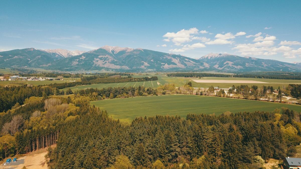Ponuka na predaj stavebného pozemku 930m2 v obci Jamník s výhľadom na Vysoké a Nízke Tatry — foto 11