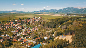 Ponuka na predaj stavebného pozemku 930m2 v obci Jamník s výhľadom na Vysoké a Nízke Tatry — foto 10