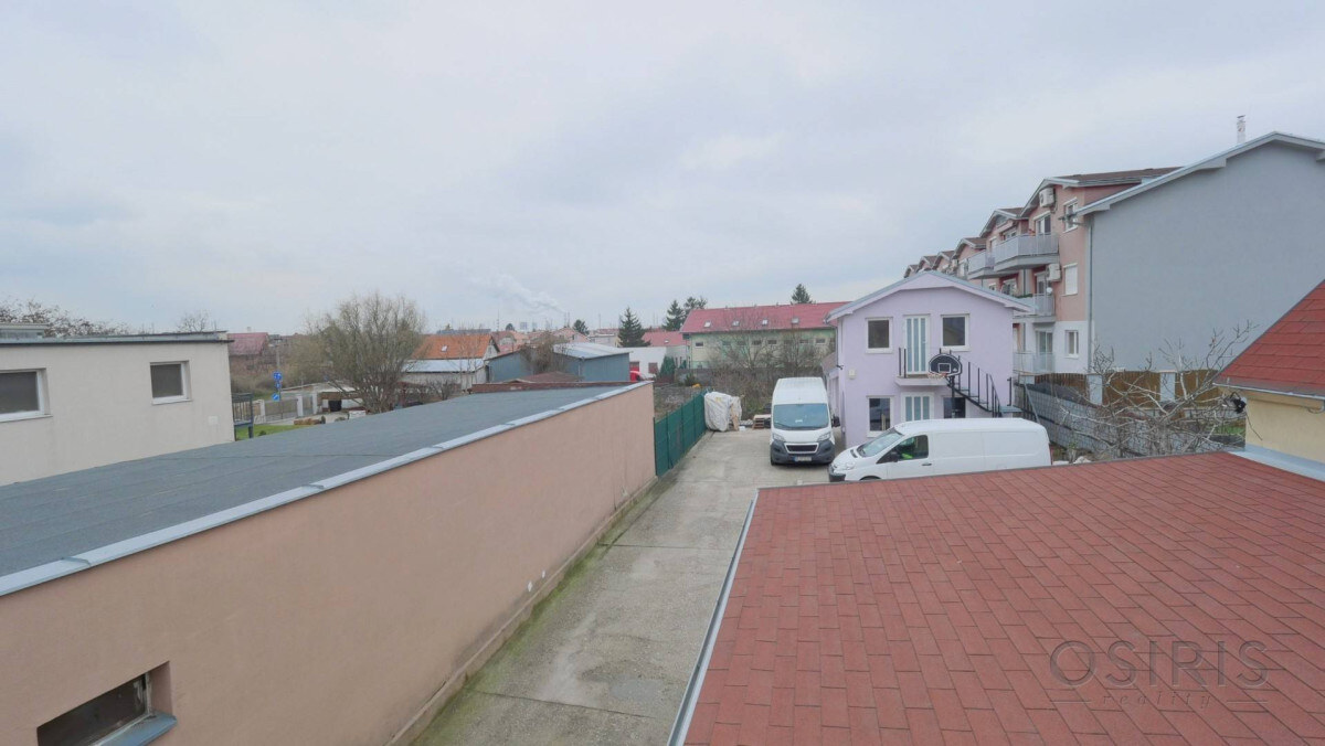 Stavebný pozemok 2319 m2, 2x Rodinný dom, 2x skladový priestor, Nákovná ul. — foto 6