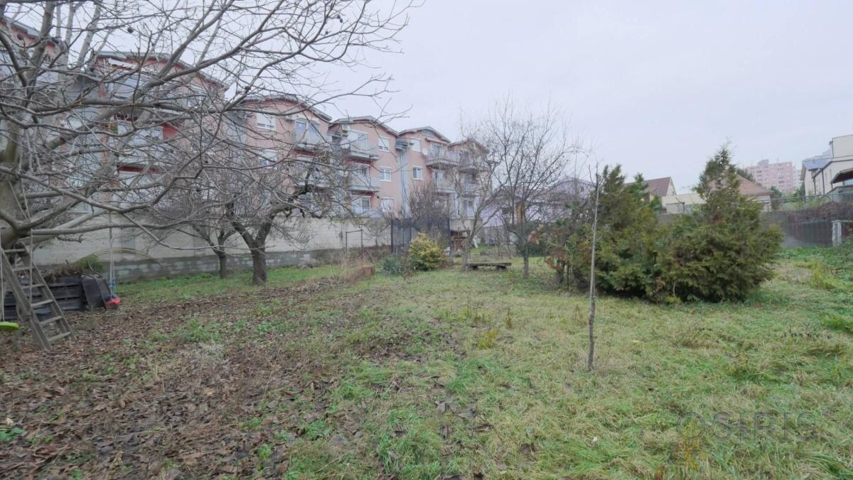 Stavebný pozemok 2319 m2, 2x Rodinný dom, 2x skladový priestor, Nákovná ul. — foto 13
