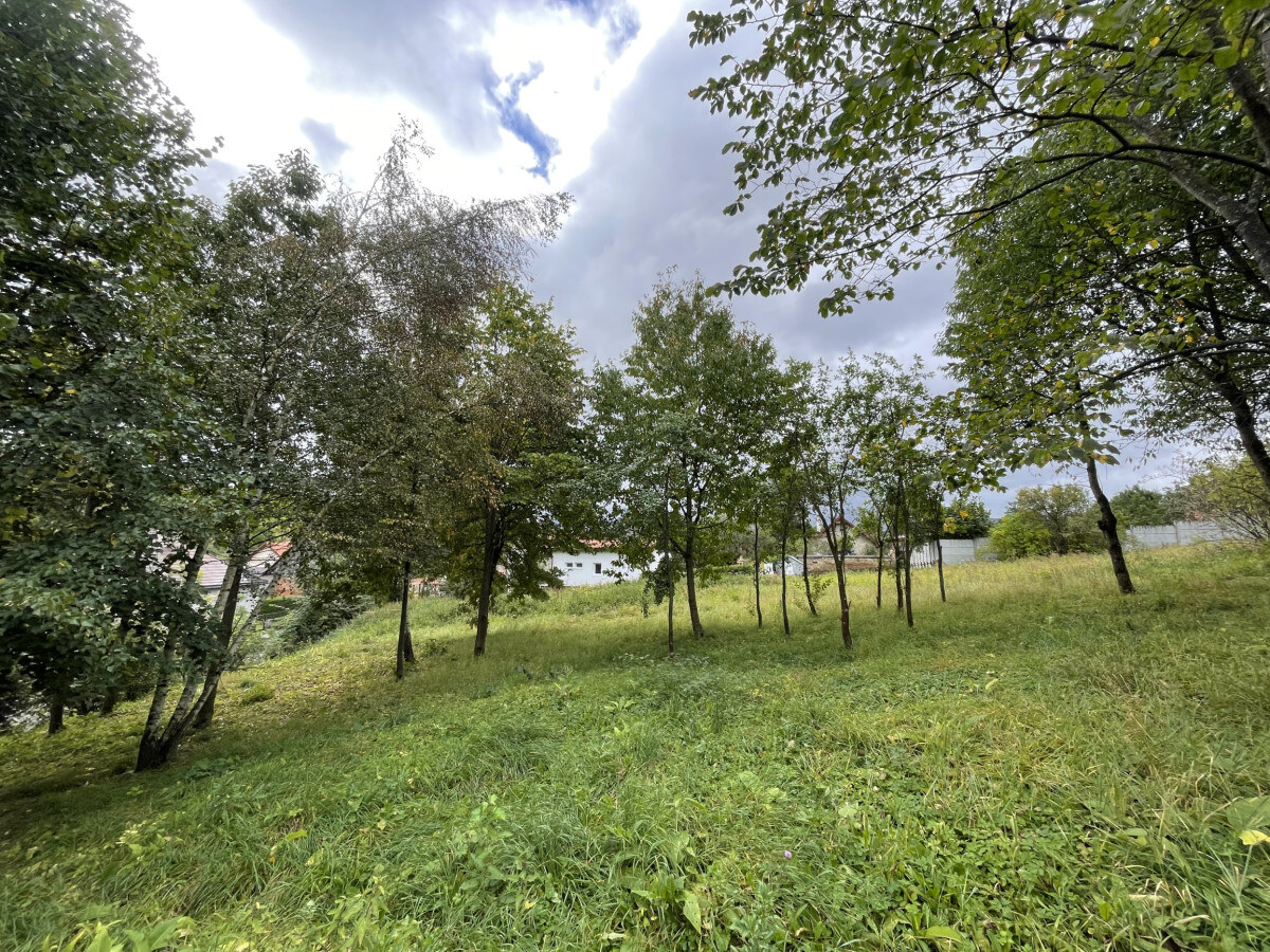 Pozemok na predaj v obci Jamník – 1 300 m² — foto 4