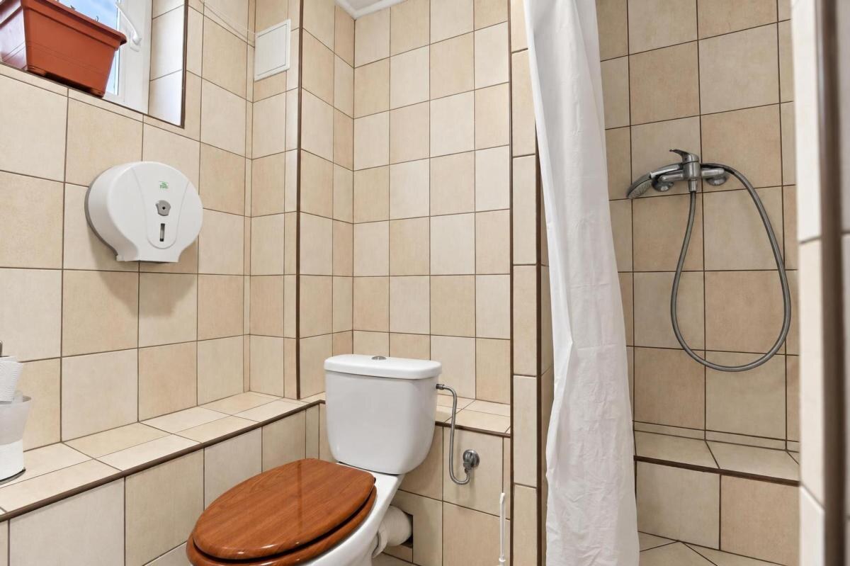 VÝNIMOČNÁ INVESTIČNÁ PRÍLEŽITOSŤ V PIEŠŤANOCH – POLYFUNKČNÁ BUDOVA SO ZABEHNUTOU ZDRAVOTNÍCKOU PREVÁDZKOU — foto 13