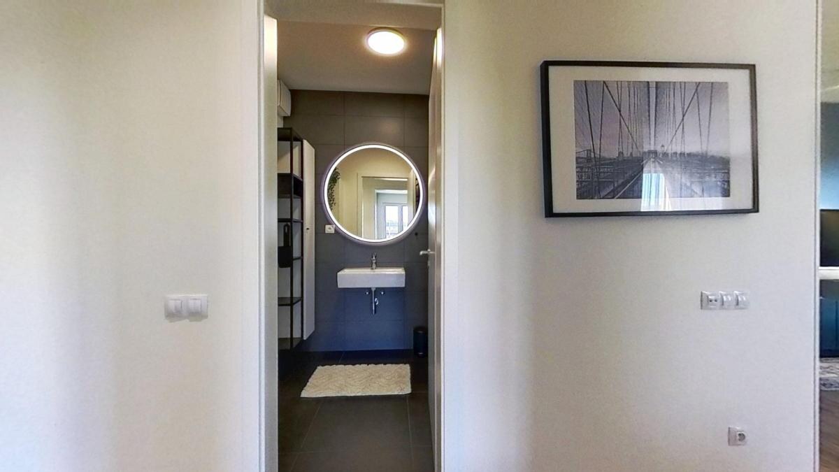 Moderný, klimatizovaný 3-izbového bytu s balkónom v projekte Bory — foto 15