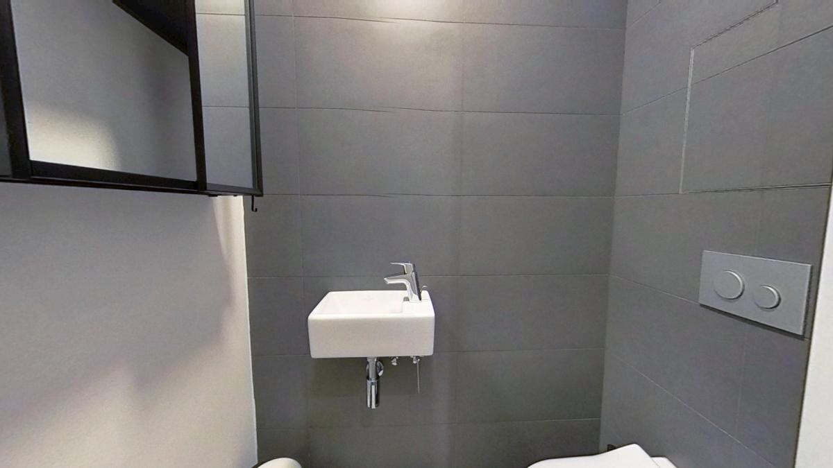 Moderný, klimatizovaný 3-izbového bytu s balkónom v projekte Bory — foto 30