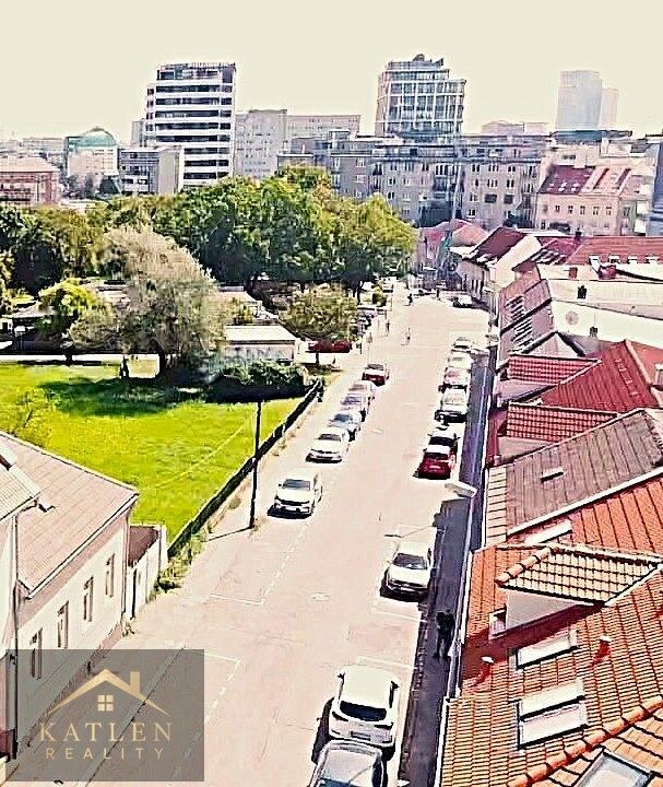 Rodinný dom s investičným potenciálom v centre Bratislavy — foto 6