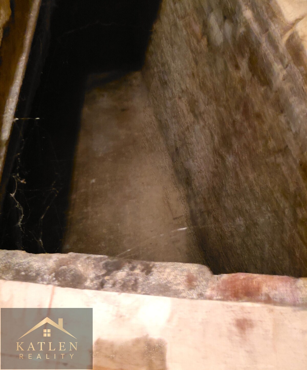 Rodinný dom s investičným potenciálom v centre Bratislavy — foto 15