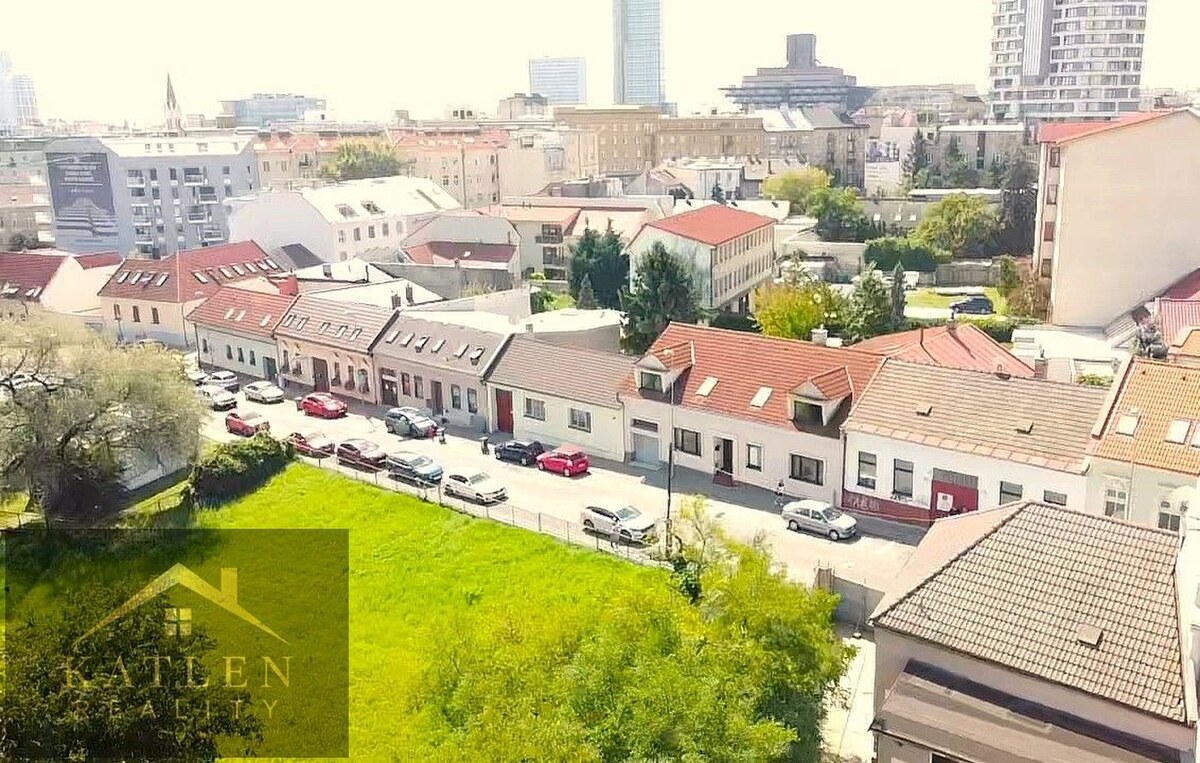 Rodinný dom s investičným potenciálom v centre Bratislavy — foto 8
