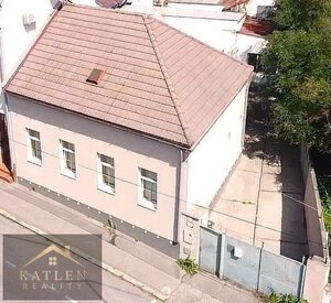 Rodinný dom s investičným potenciálom v centre Bratislavy — foto 2