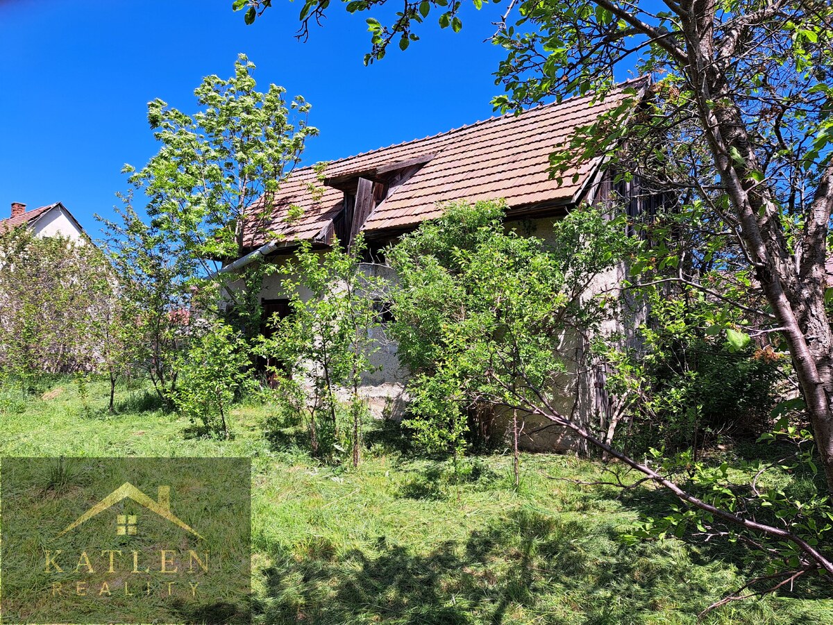 Investičný stavebný pozemok Štrbské pleso — foto 6