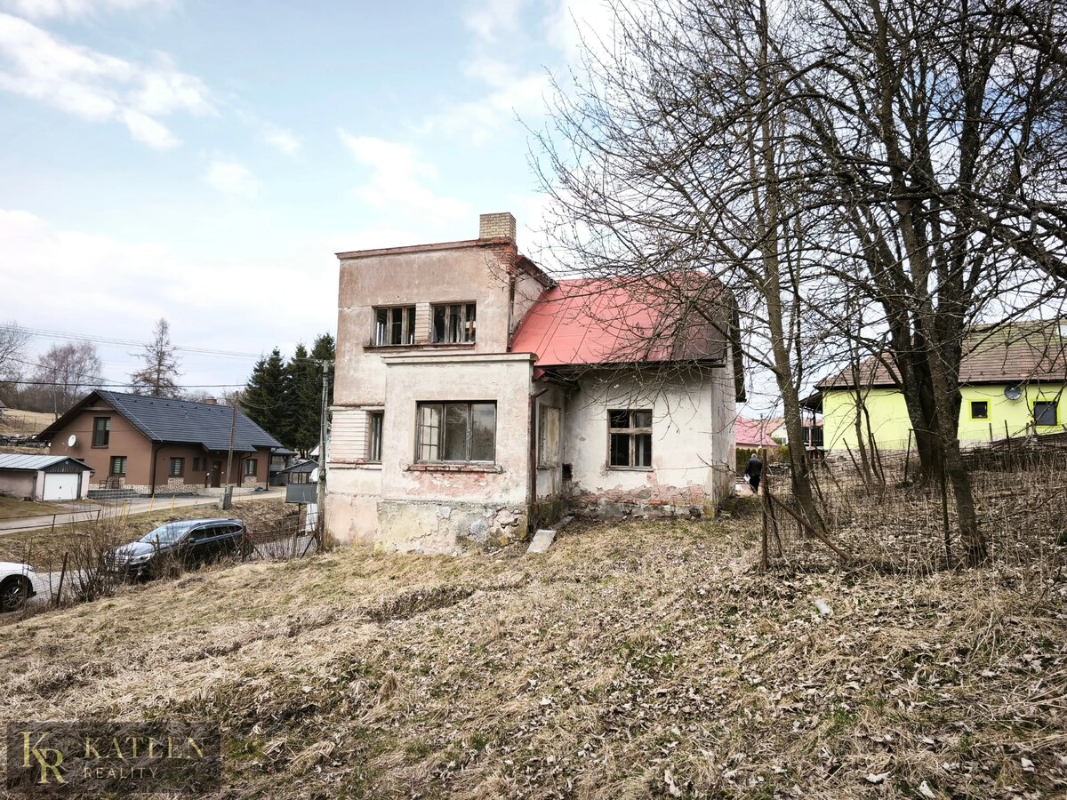 Veľký pozemok 2 338 m² s RD na rekonštrukciu | Kunešov — foto 6